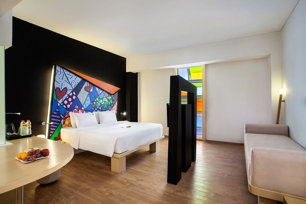 Maxonehotels.Com At Tidar Surabaya Exterior photo